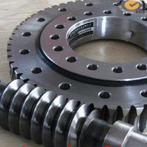 Çapraz Silindrik Rol rulmanlı RKS.162.16.1424 Süzme rulman 1424x1509x68mm